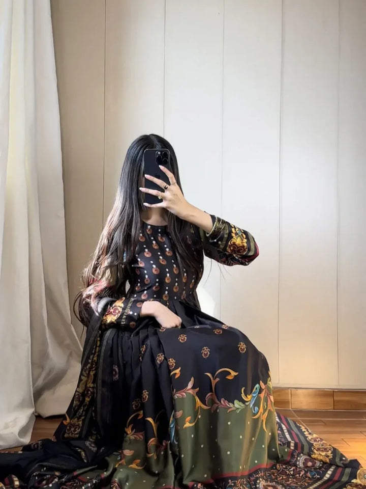 Falak Maxi ( MAXI AND DUPATA).