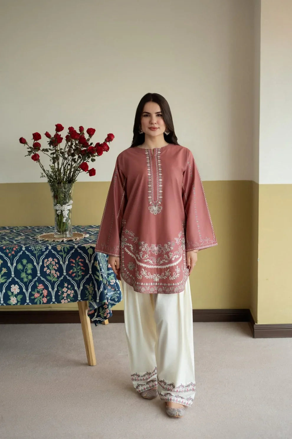 KASHMIRI 2 PC SUIT