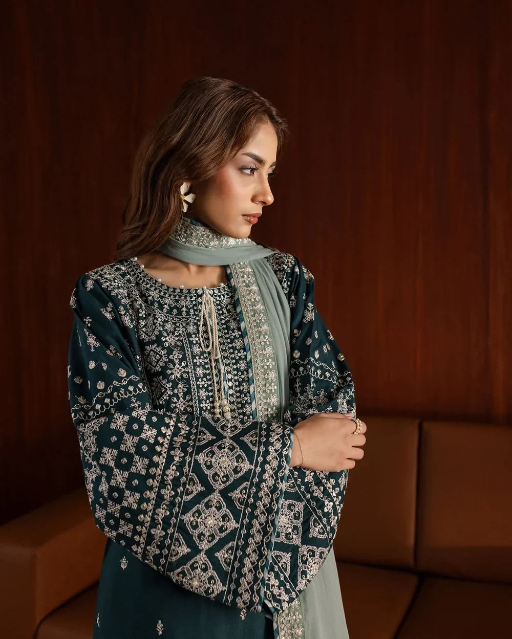 Adaab Embroidered 3Pcs